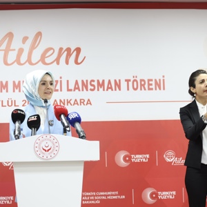 Aile ve Sosyal Hizmetler Bakanımız Göktaş, "AİLEM Engelsiz İletişim Merkezi Tanıtım Töreni"ne Katıldı - fotoğraf 2