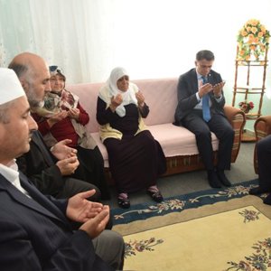 İl Müdürümüz Mahmut ÖZDEMİR Şehit Polis Memuru Ali ULAŞ’ın Ailesine Ziyaret Gerçekleştirdi - fotoğraf 1