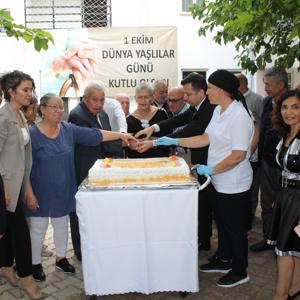 İKİNCİ BAHARLARINA DÜNYA YAŞLILAR GÜNÜNDE “EVET” DEDİLER - fotoğraf 5