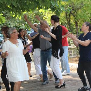 İKİNCİ BAHARLARINA DÜNYA YAŞLILAR GÜNÜNDE “EVET” DEDİLER - fotoğraf 11
