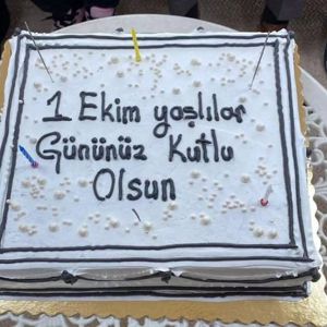 İl Müdürümüz Mustafa MODAOĞLU,1 Ekim Yaşlılar Günü sebebiyle Huzurevinde kalan yaşlılarımızı ziyaret etti - fotoğraf 3