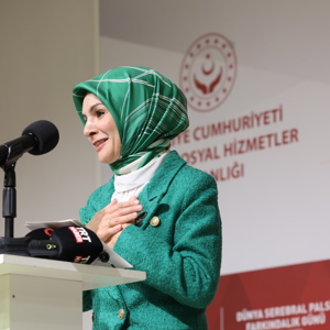 Bakanımız Mahinur Özdemir Göktaş Serebral Palsili Gençlerle Bir Araya Geldi - fotoğraf 2