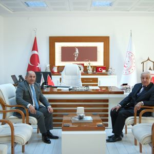 Malatya Hacı Bektaşi Veli Kültür merkezi vakfı başkanı Hasan Meşeli dede il müdürümüz Galip Sökmen’i ziyaret etti - fotoğraf 1