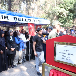 Bakanımız Mahinur Özdemir Göktaş, Hatay Serdar Demir Çocuk Evleri Sitesi'nin Temel Atma Törenine Katıldı - fotoğraf 10