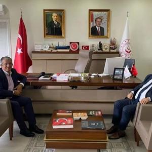 Giresun İl Milli Eğitim Müdürü Sn. Ertuğrul Tosunoğlu İl Müdürümüz Mustafa MODAOĞLU’nu ziyaret etti - fotoğraf 1