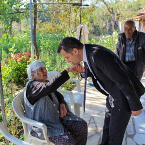 DEĞERLİ ŞEHİT AİLELERİMİZİN VE KIYMETLİ GAZİLERİMİZİN HER ZAMAN YANINDAYIZ  - fotoğraf 2