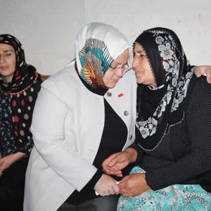 Sayın Bakanımızın Şehit Güvenlik Korucusu Enver BAŞÇI’nın Ailesine Taziye Ziyareti - fotoğraf 1