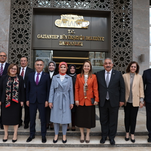 Aile ve Sosyal Hizmetler Bakanımız Göktaş Gaziantep'te Çocuk ve Aile Merkezi'nin Açılışına Katıldı  - fotoğraf 13