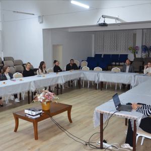 Edirne İlimizde Faaliyet Gösteren Kreş ve Gündüz Bakımevi  Görevlileri ile Toplantı Gerçekleştirildi - fotoğraf 1