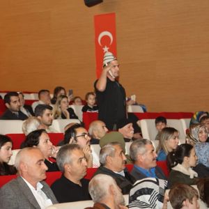 Gazilerimiz ve Gazi yakınlarımız ile tiyatro oyunu sergiledik - fotoğraf 4