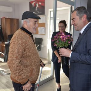 İl Müdürümüz Bilgin ÖZBAŞ’tan, Uzunköprü Çağlanur UÇAR Yaşlı Bakım ve Rehabilitasyon Merkezi Müdürlüğüne Veda Ziyareti - fotoğraf 2