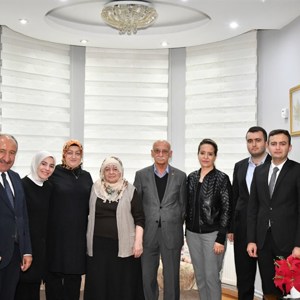 GÖNÜL ELÇİLERİNDEN ŞEHİT AİLELERİNE ZİYARET  - fotoğraf 2