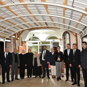 GÖNÜL ELÇİLERİNDEN ŞEHİT AİLELERİNE ZİYARET  - fotoğraf 1