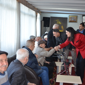 Huzurevinde Öğretmenler Günü - fotoğraf 1