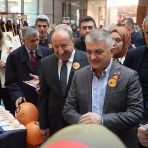 KADIN EMEĞİNE EVET KADINA ŞİDDETE HAYIR' FARKINDALIK ETKİNLİĞİ DÜZENLENDİ - fotoğraf 3