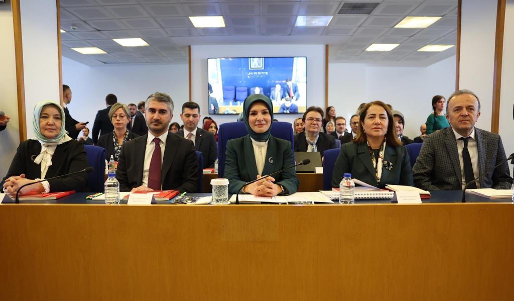 Aile ve Sosyal Hizmetler Bakanlığı  2022 Yılı Kesin Hesap Kanun Teklifi ve 2024 Yılı Bütçe Kanun Teklifi Türkiye Büyük Millet Meclisi Plan ve Bütçe Komisyonunda Görüşüldü