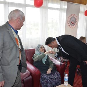 3 Aralık Dünya Engelliler Günü Kapsamında Huzurevinde Program Düzenlendi - fotoğraf 7