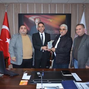 Edirne Şükrü Paşa Kültür Eğitim Yardımlaşma ve Dayanışma Derneği Yönetim Kurulu Üyeleri, İl Müdürlüğümüzü Ziyaret Etti - fotoğraf 2