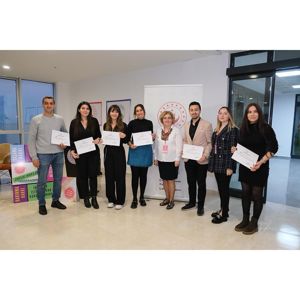 Giresun Aile ve Sosyal Hizmetler İl Müdürlüğü olarak, Türkiye’nin 100. yılına özel 20 Kasım Dünya Çocuk Hakları Günü kapsamında“Yüzde Yüz Çocuk Çalıştayı” gerçekleştirdik - fotoğraf 1