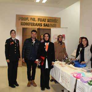 25 Kasım Kadına Yönelik Şiddete Karşı Uluslararası Mücadele Günü Farkındalık Paneli Bayburt'ta Düzenlendi - fotoğraf 11