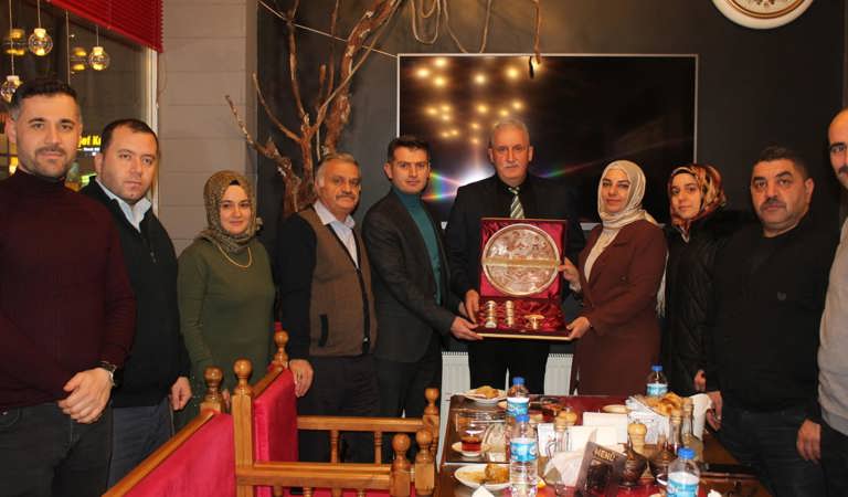 Samsun İline Atanan İl Müdürü Kemal Gümrükçü'ye Veda Yemeği Düzenlendi