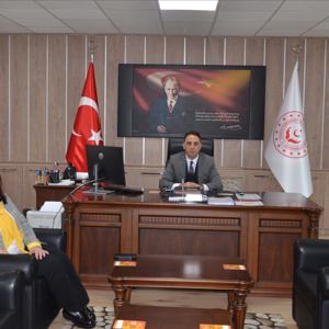 Medrese Alibey Mahallesi Muhtarı Nesrin GÜNAY  İl Müdürlüğümüze Ziyaret Etti - fotoğraf 1