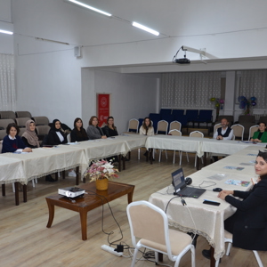 Edirne İlimizde Faaliyet Gösteren Kreş ve Gündüz Bakımevi İdarecileri ile Toplantı Gerçekleştirildi. - fotoğraf 1
