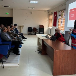 ‘DEPREM SONRASI TRAVMA’ EĞİTİMİ DÜZENLENDİ - fotoğraf 2