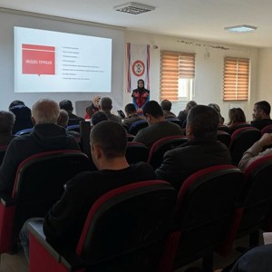 ‘DEPREM SONRASI TRAVMA’ EĞİTİMİ DÜZENLENDİ - fotoğraf 3
