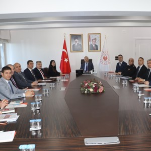Kadına Yönelik Şiddetle Mücadele İl Koordinasyon İzleme Ve Değerlendirme Toplantısı Gerçekleştirildi - fotoğraf 1
