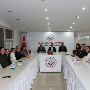 İl Müdürümüz Arif LAÇİN başkanlığında 'Kadın Hizmetleri Koordinasyon Toplantısı' gerçekleştirildi. - fotoğraf 2