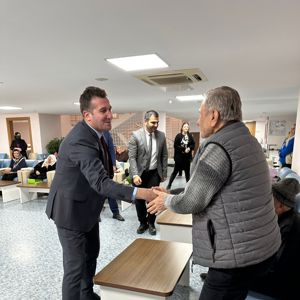 İl Müdürümüz Arif LAÇİN Kuruluşlarımızdan Hizmet Alan Kıymetli Yaşlılarımızın Kandilini Kutladı - fotoğraf 10