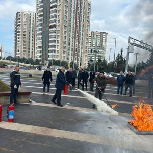 Yangın Söndürme Eğitimi ve Tatbikatı - fotoğraf 8