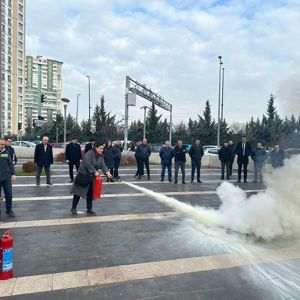 Yangın Söndürme Eğitimi ve Tatbikatı - fotoğraf 10