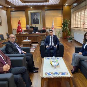 İl Müdürümüz Şuayip ÜNER, Yenice Kaymakamı Sayın Musa GÖKTAŞ’ı ve Yenice’de bulunan kuruluşumuz Yenice Engelsiz Yaşam Bakım, Rehabilitasyon ve Aile Danışma Merkezi Müdürlüğünü ziyaret etti.  - fotoğraf 1