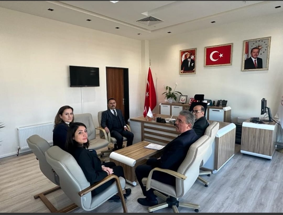 Çanakkale Valisi Sayın İlhami AKTAŞ, İl Müdürümüz Şuayip ÜNER'e Hayırlı Olsun Ziyaretinde Bulundu