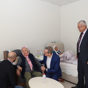 İL TARIM VE ORMAN MÜDÜRÜNDEN HUZUREVİMİZE ZİYARET - fotoğraf 1