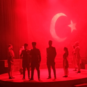 Cumhuriyete Doğru Tiyatro Gösterimi - fotoğraf 2