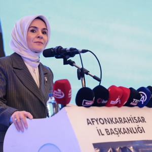 Bakanımız Mahinur Özdemir Göktaş: "Aile ve Gençlik Fonu'na deprem bölgesinden şu ana kadar 1112 gencimiz başvurdu"  - fotoğraf 1