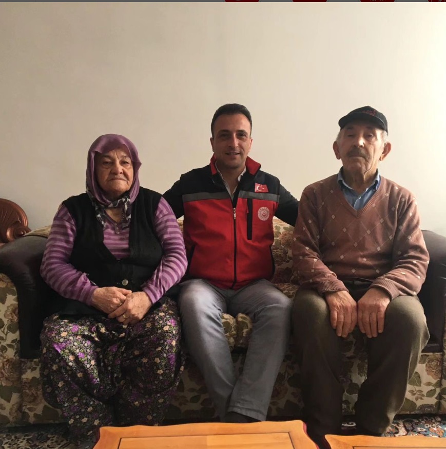 Devletimizin bekâsı uğruna canını feda eden Aziz Şehitlerimizin bizlere emaneti kıymetli ailelerini ziyaret ettik...