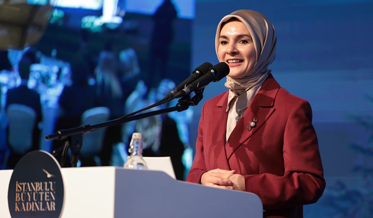 Bakanımız Mahinur Özdemir Göktaş "İstanbul'u Büyüten Kadınlar" Programına Katıldı