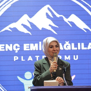 Bakanımız Mahinur Özdemir Göktaş Büyük Emirdağlılar Buluşması’na Katıldı - fotoğraf 1
