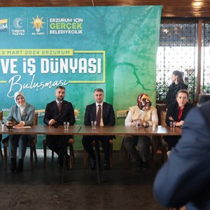 Bakanımız Mahinur Özdemir Göktaş: “Türkiye'de ilk kez yapılan Yaşlı Profili Araştırması kapsamında 22 bin 640 hanede 9 başlıkta yüz yüze görüşmeler gerçekleştirdik” - fotoğraf 2