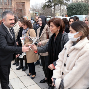 Güçlü ve müreffeh toplumlar inşa etmek, sosyal adaleti tesis etmek istiyorsak, kadının statüsünü güçlendirmek zorundayız - fotoğraf 8