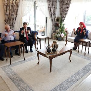 Şehit ve Gazilerimizin Anneleri Ziyaret Edildi - fotoğraf 1