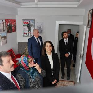 Şehit ve Gazilerimizin Anneleri Ziyaret Edildi - fotoğraf 7