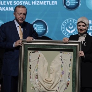 Cumhurbaşkanı Erdoğan ve Bakanımız Göktaş "Türkiye ile Güçlenen, Türkiye'ye Güç Veren Kadınlar Programı”na Katıldı - fotoğraf 4