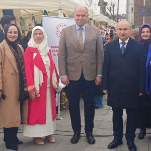 8 MART DÜNYA EMEKÇİ KADINLAR GÜNÜ - fotoğraf 1