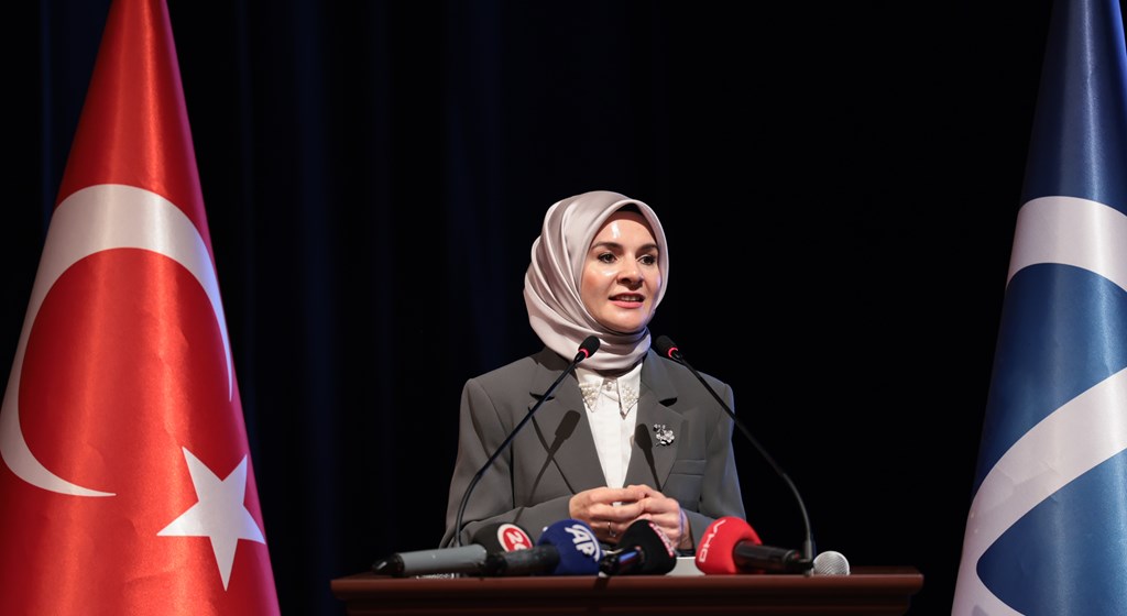 Aile ve Sosyal Hizmetler Bakanımız Göktaş ABD'deki Türk vatandaşları ile bir araya geldi