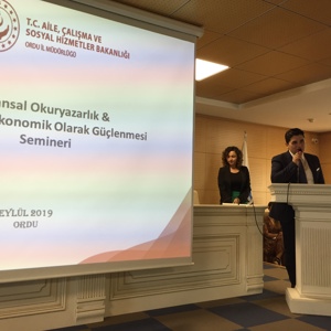 Finansal Okuryazarlık ve Kadının Ekonomik Güçlenmesi Semineri Yapıldı - fotoğraf 1